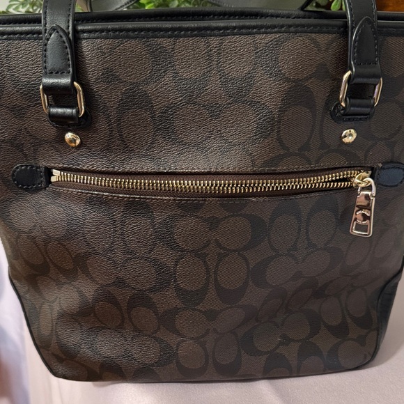 Coach City ZipTote -  Black and Brown Signature Canvas with gold hardware EUC - Picture 5 of 13